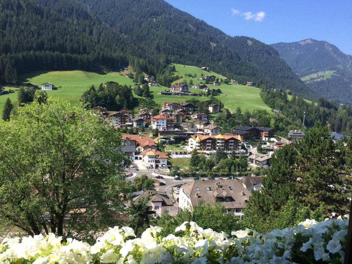 Apartment Cesa Collina Ortisei Eksteriør billede